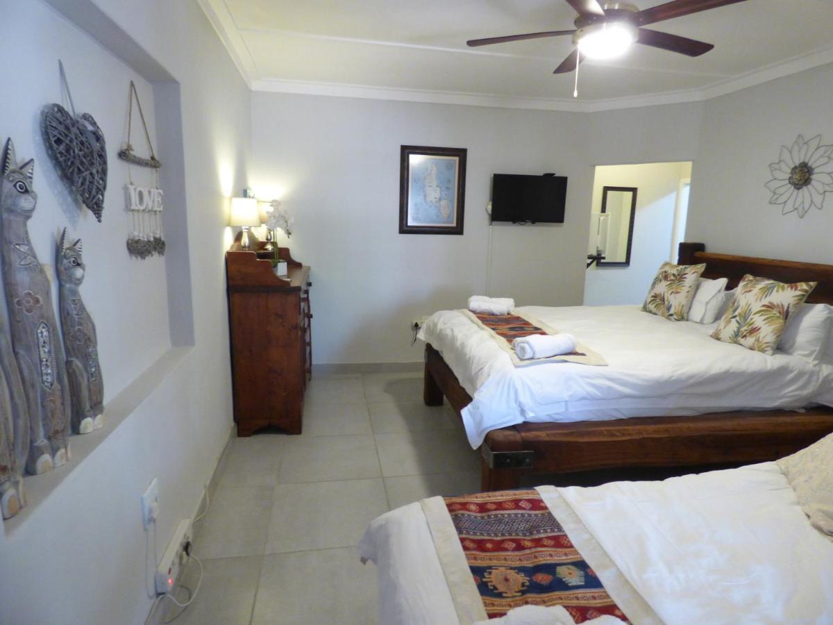 Villa Africa Guesthouse Цумеб Екстер'єр фото