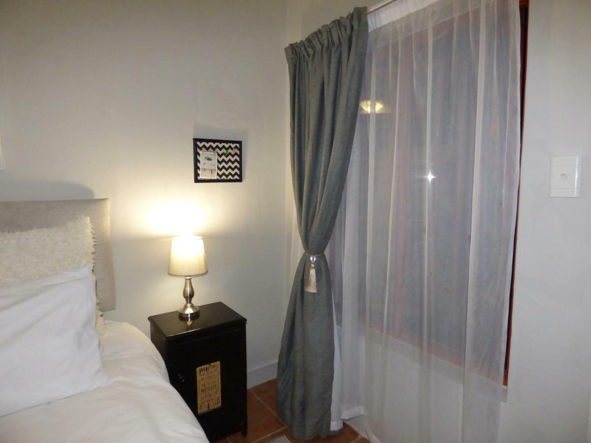 Villa Africa Guesthouse Цумеб Екстер'єр фото