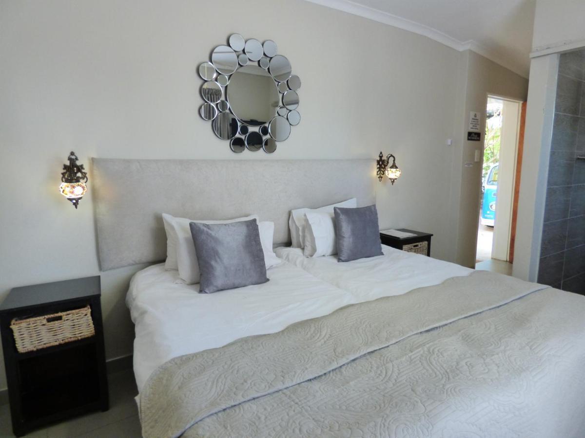 Villa Africa Guesthouse Цумеб Екстер'єр фото